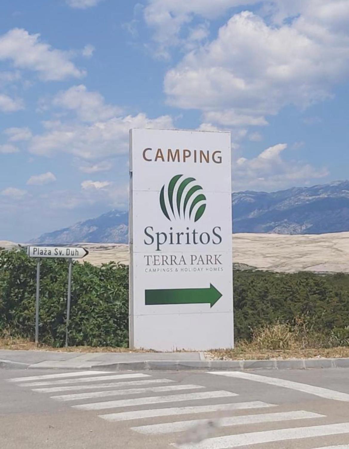 Lunabay Spiritos Mobile Home, Terra Park Spiritos Campsite Kolan